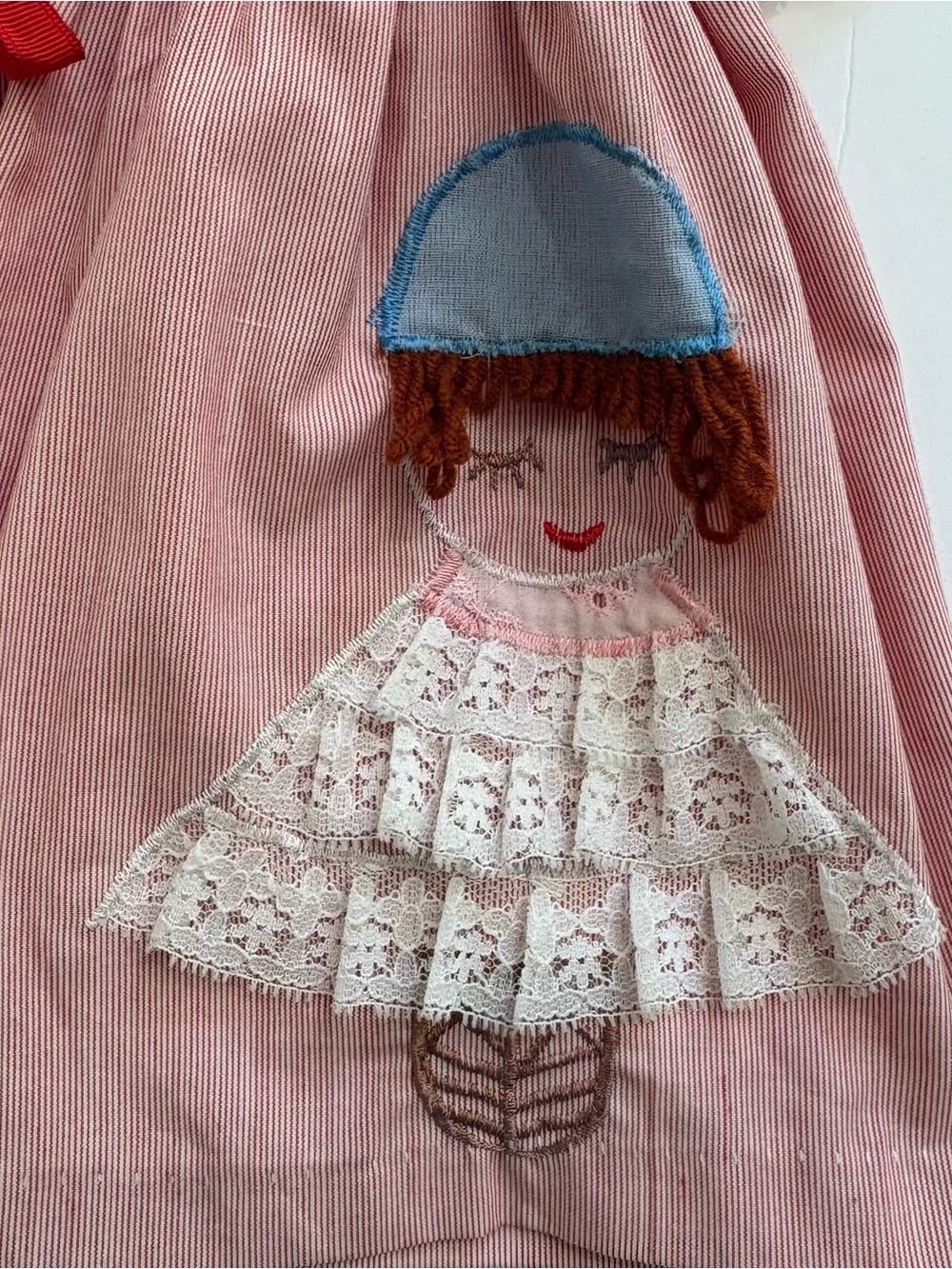 Vintage Girls Dress Pinafore Lace Toddler SZ 12-18 M Red White Embroidered - Picture 2 of 11